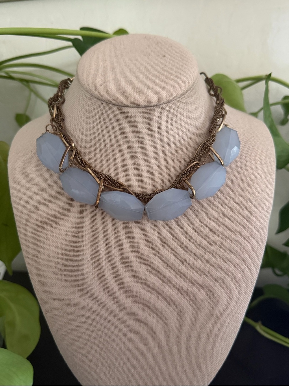 Vintage Robins Egg Blue Faceted Lucite & Gold Chains Beaded Necklace